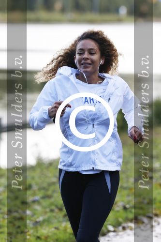 Amsterdam 15 oktober 2012
Fajah Lourens aan het trainen / hardlopen voor de marathon van New York bij de bosbaan.
Peter Smulders bv