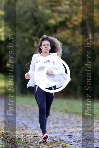Amsterdam 15 oktober 2012
Fajah Lourens aan het trainen / hardlopen voor de marathon van New York bij de bosbaan.
Peter Smulders bv