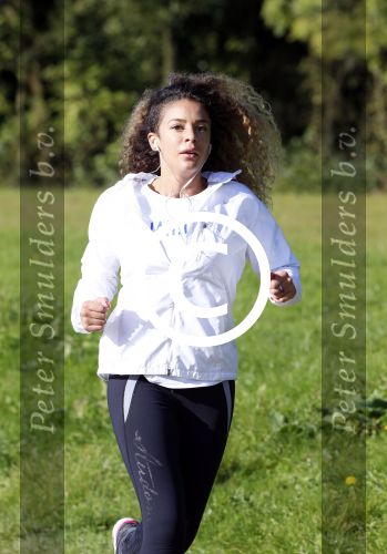 Amsterdam 15 oktober 2012
Fajah Lourens aan het trainen / hardlopen voor de marathon van New York bij de bosbaan.
Peter Smulders bv