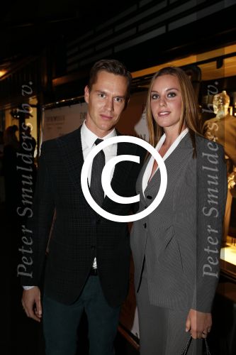 Amsterdam 11 oktober 2012
15 jarig bestaan van de armani winkel op de pc hooftstraat. Femke Heemskerk met ...
Peter Smulders bv