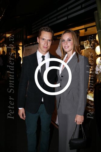Amsterdam 11 oktober 2012
15 jarig bestaan van de armani winkel op de pc hooftstraat. Femke Heemskerk met ...
Peter Smulders bv
