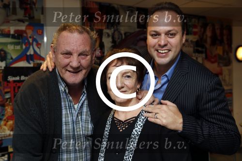 Uden 27 september 2012
Frans Bauer in shouwburg van Uden. Frans met zijn vader en moeder (ouders)
Peter Smulders bv