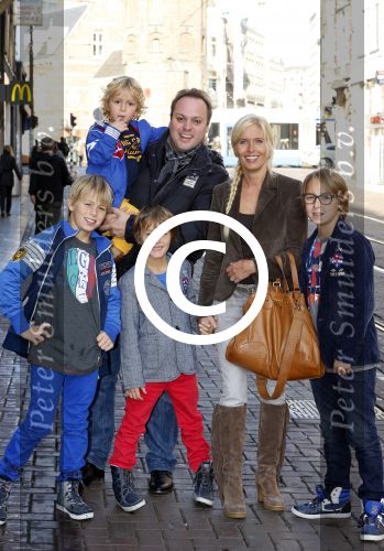 Amsterdam 20 september 2012
Premiere sinterklaas film in Tuschinski. Frans en Mariska Bauer met hun zoon Frans Christiaan Jan en Lucas
Peter Smulders bv
