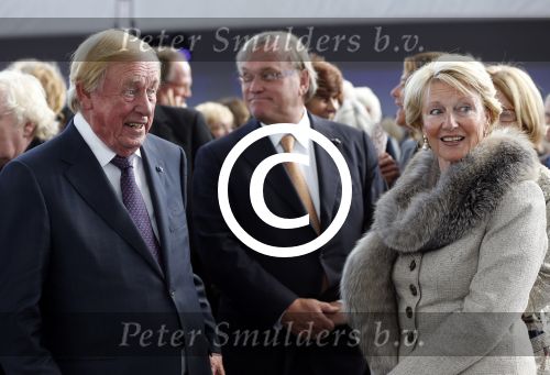 Amsterdam 22 september 2012
Koningin Beatrix opent het stedelijk museum in Amsterdam. Ook Prins Constantijn en Prinses Laurentien zijn aanwezig. Frits Goldschmeding met zijn vrouw
Peter Smulders bv