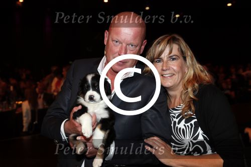 Hilversum 10 oktyober 2012
Gala voor stichting hulphond in studio 21. Frits Wester met vrouw en een puppy
Peter Smulders bv