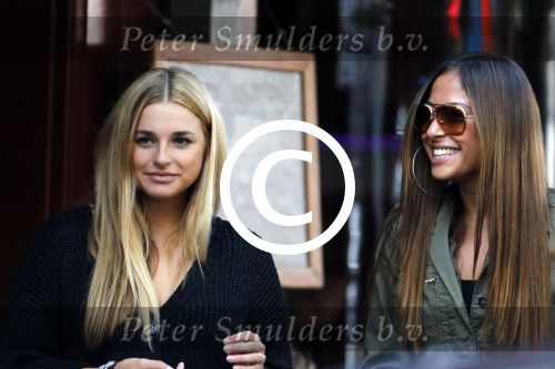 Amsterdam 17 september 2012
Gaby Blaaser met nieuwe vriend Jordy op de cornelis schuytstraat.
Peter Smulders bv