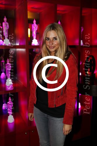 Amsterdam 17 september 2012
Presentatie cd YES R in de little buddha bar. gaby Blaaser
Peter Smulders bv