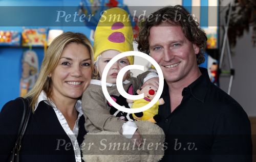 Hoorn 13 oktober 2012
Gallyon v Vessem met man en dochter bij premiere Bumba .
Peter Smulders bv