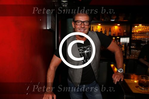 Amsterdam 17 september 2012
Presentatie cd YES R in de little buddha bar. Gerard Joling
Peter Smulders bv