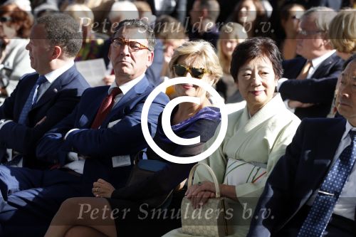 Amsterdam 22 september 2012
Koningin Beatrix opent het stedelijk museum in Amsterdam. Ook Prins Constantijn en Prinses Laurentien zijn aanwezig. Guusje Ter Horst met man
Peter Smulders bv