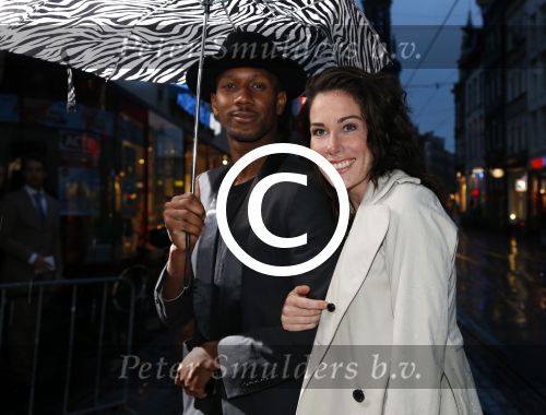 Amsterdam 24 september 2012
Premiere Steekspel in Tuschinski. Film van Paul Verhoeven. halina Reijn met Gio
Peter Smulders bv