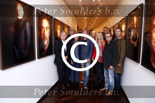 Amsterdam 24 september 2012
Presentatie portretfoto\'s in nieuwe de la mar gemaakt door Koos Breukel in opdracht van Janine v d Ende. Chantal janzen Leopold Witte George v Houts Ernst Daniel Smid Thom Hoffman Paul Kooij en Jules Croiset
Peter Smulders bv
