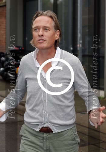 Amsterdam 1 oktober 2012
Jort Kelder met zijn jaguar e type.
Peter Smulders bv