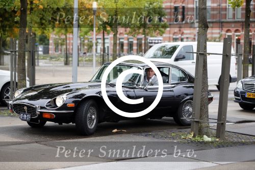 Amsterdam 1 oktober 2012
Jort Kelder met zijn jaguar e type.
Peter Smulders bv