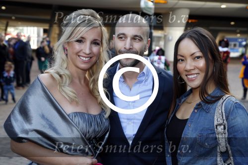Amsterdam 7 oktober 2012
Premiere Sien en Diego de magische bron van Myra in Pathe Arena
met Jada Borsato Peter Faber en Hrold Verwoert ( coole piet Diego) in de hoofdrollen. KATHLEEN Aerts
Peter Smulders bv