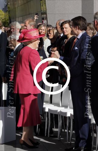 Amsterdam 22 september 2012
Koningin Beatrix opent het stedelijk museum in Amsterdam. Ook Prins Constantijn en Prinses Laurentien zijn aanwezig.
Peter Smulders bv