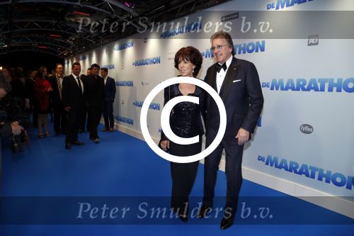 Rotterdam 15 oktober 2012
Premiere film marathon in pathe Rotterdam. Lee Towers met vrouw Laura
Peter Smulders bv