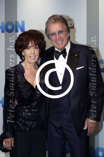 Rotterdam 15 oktober 2012
Premiere film marathon in pathe Rotterdam. Lee Towers met vrouw Laura
Peter Smulders bv