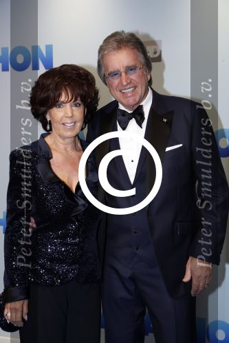 Rotterdam 15 oktober 2012
Premiere film marathon in pathe Rotterdam. Lee Towers met vrouw Laura
Peter Smulders bv