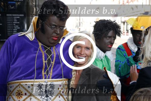 Amsterdam 20 september 2012
Premiere sinterklaas film in Tuschinski. Frans en Mariska Bauer met hun zoon Frans Christiaan Jan en Lucas
Peter Smulders bv