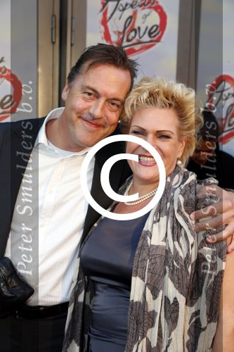 Amsterdam 7 oktober 2012
Premiere Aspects of love in het nieuwe de la mar. Marjolein Touw met nieuwe vriend
Peter Smulders bv