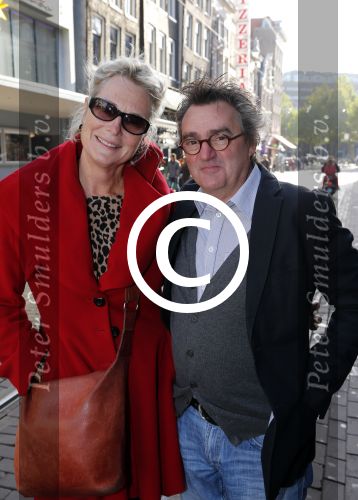 Amsterdam 20 september 2012
Premiere sinterklaas film in Tuschinski. Michel Kerbos met vrouw
Peter Smulders bv