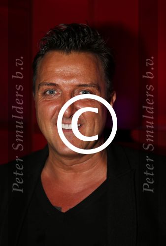 Amsterdam 17 september 2012
Presentatie cd YES R in de little buddha bar. Mick harren
Peter Smulders bv