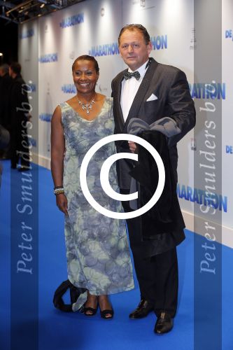 Rotterdam 15 oktober 2012
Premiere film marathon in pathe Rotterdam. Nelli Cooman met man
Peter Smulders bv