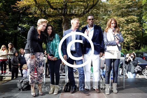 Zeist 22 september 2012
Stiletto run op de slotlaan in zeist met de juryleden Phaedra Hoste Tanja Jess Graziella Ferraro Foeke Booy en Remy Bonjasky.
Peter Smulders bv