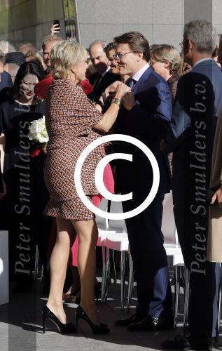 Amsterdam 22 september 2012
Koningin Beatrix opent het stedelijk museum in Amsterdam. Ook Prins Constantijn en Prinses Laurentien zijn aanwezig.
Peter Smulders bv