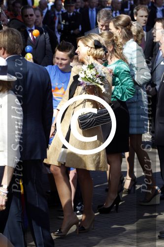 Rhenen en Veenedaal 30 april 2012
Koninginnedag met daarbij aanwezig koningin Beatrix Prins Willem Alexander Prinses Maxima Prins Constantijn Prinses Laurentien Prinses Margrite Prins Maurits Prinses Marilene Prins Bernhard Prinses Annette Prins Pieter Christiaan Prins Floris Prinses Aimee en Pieter v Vollenhoven.
Peter Smulders bv