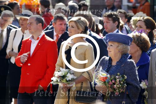 Rhenen en Veenedaal 30 april 2012
Koninginnedag met daarbij aanwezig koningin Beatrix Prins Willem Alexander Prinses Maxima Prins Constantijn Prinses Laurentien Prinses Margrite Prins Maurits Prinses Marilene Prins Bernhard Prinses Annette Prins Pieter Christiaan Prins Floris Prinses Aimee en Pieter v Vollenhoven.
Peter Smulders bv