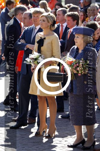 Rhenen en Veenedaal 30 april 2012
Koninginnedag met daarbij aanwezig koningin Beatrix Prins Willem Alexander Prinses Maxima Prins Constantijn Prinses Laurentien Prinses Margrite Prins Maurits Prinses Marilene Prins Bernhard Prinses Annette Prins Pieter Christiaan Prins Floris Prinses Aimee en Pieter v Vollenhoven.
Peter Smulders bv