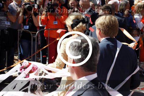 Rhenen en Veenedaal 30 april 2012
Koninginnedag met daarbij aanwezig koningin Beatrix Prins Willem Alexander Prinses Maxima Prins Constantijn Prinses Laurentien Prinses Margrite Prins Maurits Prinses Marilene Prins Bernhard Prinses Annette Prins Pieter Christiaan Prins Floris Prinses Aimee en Pieter v Vollenhoven.
Peter Smulders bv