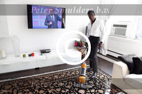 New York 17 oktober 2012
Guido den Aantrekker interviewt Regilio Tuur thuis in New York in zijn appartement.
Peter Smulders bv