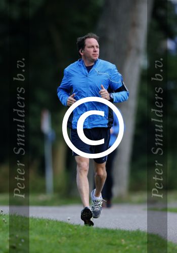 Amsterdam 10 oktober 2012
Robert Leroy aan het hardlopen bij het amsterdamse bos en bosbaan.
Peter Smulders bv