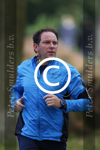 Amsterdam 10 oktober 2012
Robert Leroy aan het hardlopen bij het amsterdamse bos en bosbaan.
Peter Smulders bv