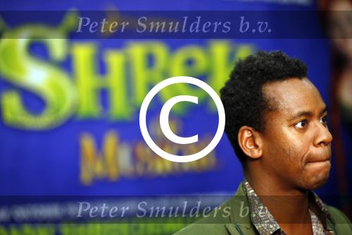 Amsterdam 19 september 2012
Presentatie musical Shrek met Paul Groot Kim Lian v d Meij Rogier Komproe en William Spaaij. Produyktie van Albert Verlinden.
Peter Smulder bv