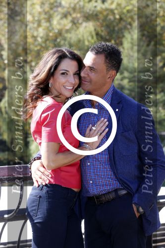 New York 18 oktober 2012
Ruud Gullit met zijn nieuwe vriendin Maggie Jimenez in Central Park.
Peter Smulders bv