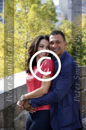 New York 18 oktober 2012
Ruud Gullit met zijn nieuwe vriendin Maggie Jimenez in Central Park.
Peter Smulders bv