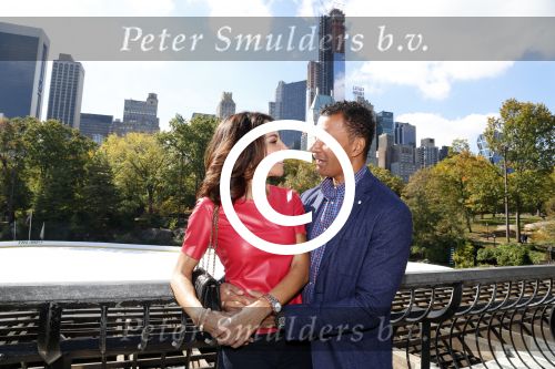 New York 18 oktober 2012
Ruud Gullit met zijn nieuwe vriendin Maggie Jimenez in Central Park.
Peter Smulders bv