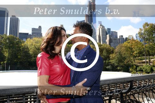New York 18 oktober 2012
Ruud Gullit met zijn nieuwe vriendin Maggie Jimenez in Central Park.
Peter Smulders bv
