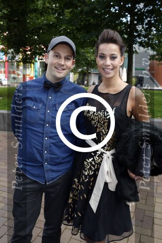 Amsterdam 7 oktober 2012
Premiere Sien en Diego de magische bron van Myra in Pathe Arena
met Jada Borsato Peter Faber en Hrold Verwoert ( coole piet Diego) in de hoofdrollen. Sandy kandau
Peter Smulders bv