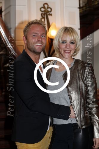 Amsterdam 19 september 2012
Feestje in het amstel hotel. Stacey Rookhuizen met danspartner
Peter Smulders bv