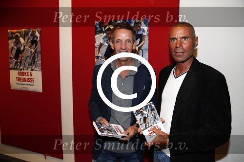 Amsterdam 11 oktober 2012
Presentatie boek Steven Rooks en Gert Jan Theunisse in Olympisch stadion.
Peter Smulders bv