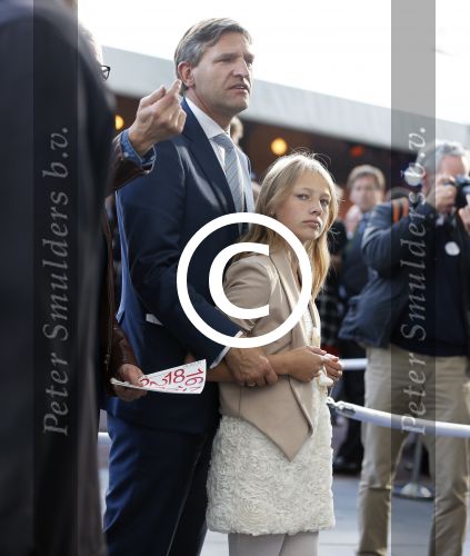 Amsterdam 22 september 2012
Koningin Beatrix opent het stedelijk museum in Amsterdam. Ook Prins Constantijn en Prinses Laurentien zijn aanwezig. Sybrand Buma met dochter
Peter Smulders bv
