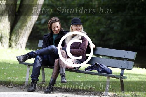 Amsterdam 28 september 2012
Tess Milne met vriend in het sarphatipark.
Peter Smulders bv