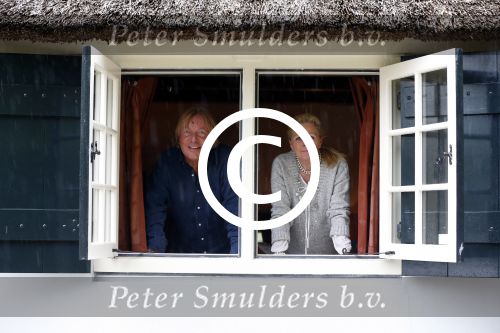 Abcoude 3 oktober 2012
Tom Mulder en zijn vrouw in hun prachtige boerderij/huis in Abcoude.
Peter Smulders bv