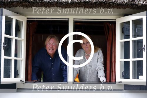 Abcoude 3 oktober 2012
Tom Mulder en zijn vrouw in hun prachtige boerderij/huis in Abcoude.
Peter Smulders bv