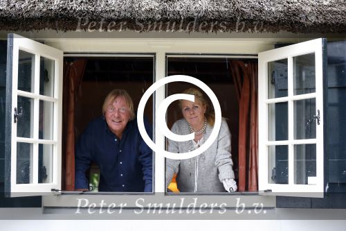 Abcoude 3 oktober 2012
Tom Mulder en zijn vrouw in hun prachtige boerderij/huis in Abcoude.
Peter Smulders bv